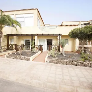 https://fuerte-holiday-beachfront-dream.in-canary-islands.com